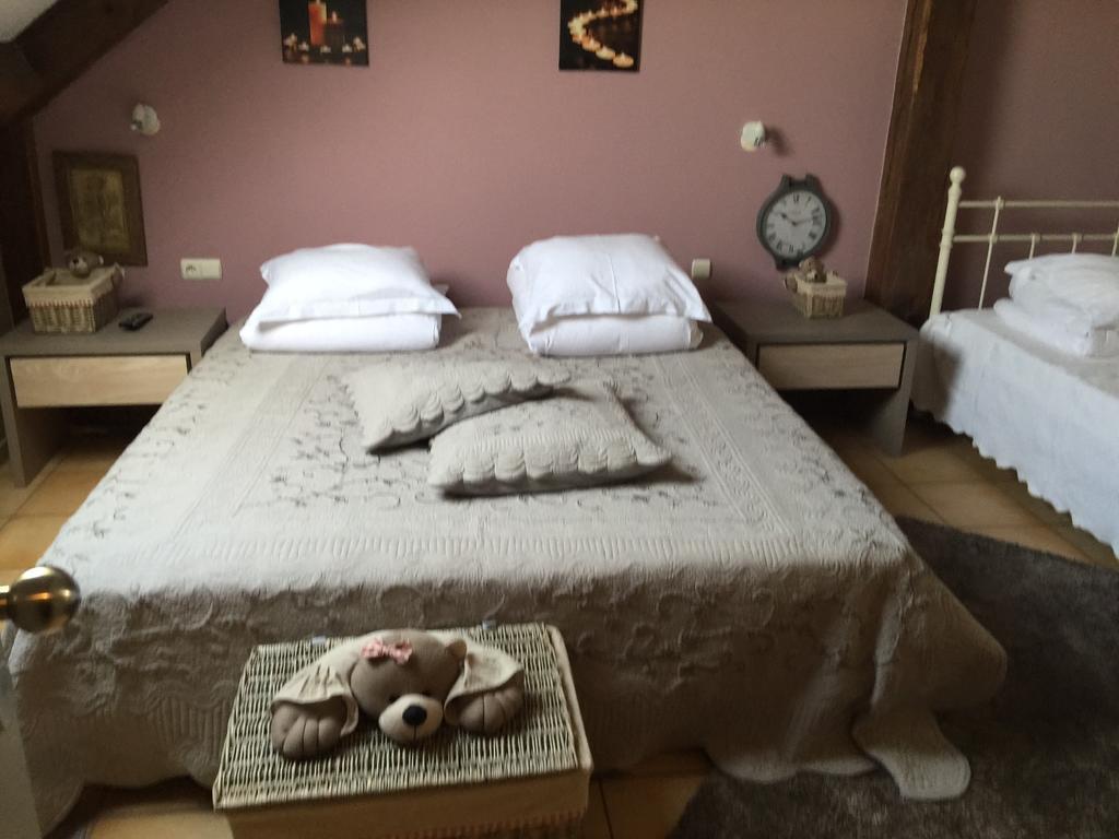 Margot'L Hotel Rochefort Room photo