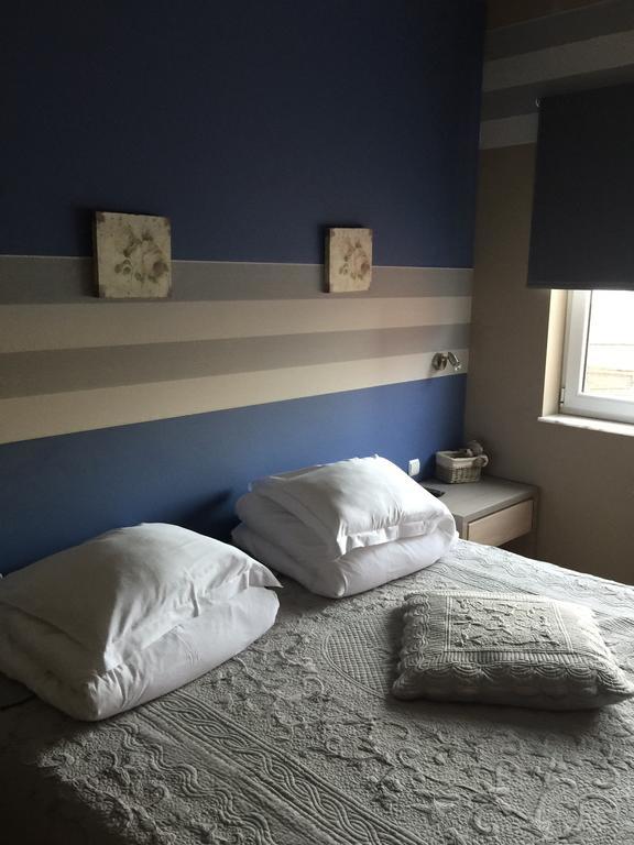 Margot'L Hotel Rochefort Room photo